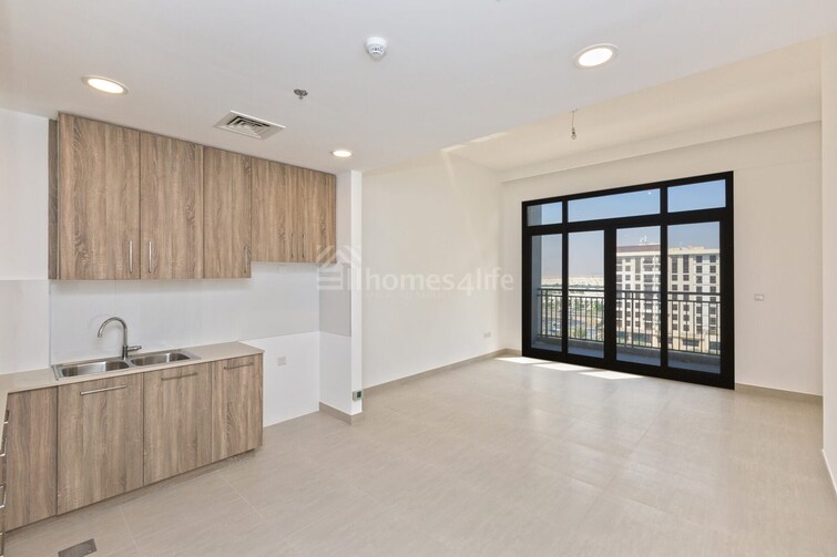  Apartment for Sale, Town Square, Dubai