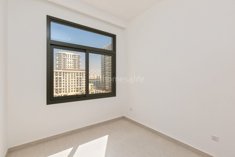  Apartment for Sale, Town Square, Dubai