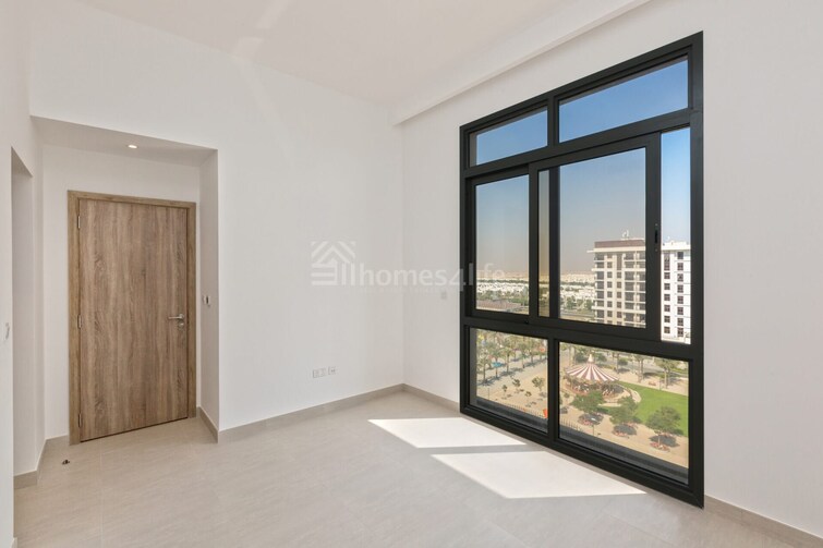  Apartment for Sale, Town Square, Dubai