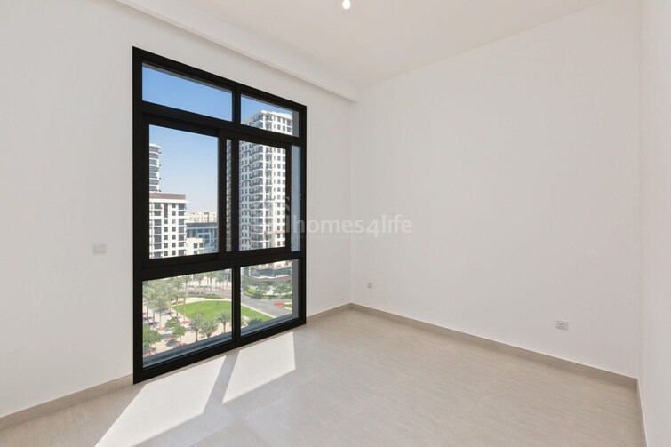  Apartment for Sale, Town Square, Dubai