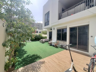 4 BR Villa For Sale in Zahra Townhouses Cover Image