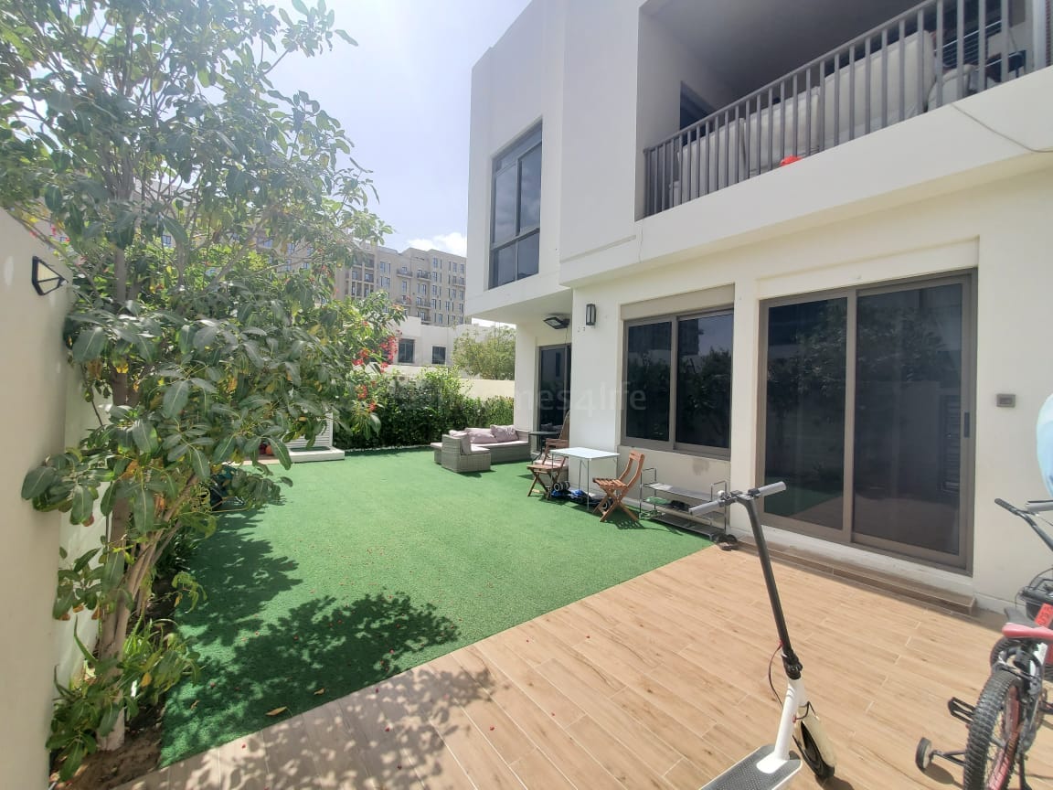 Zahra Townhouses Villa for Sale, Town Square, Dubai