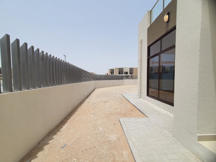 District 11 Townhouse for Rent, Mohammed Bin Rashid City, Dubai