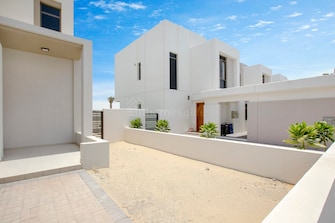 4 BR Townhouse For Sale in Zahra Townhouses Cover Image