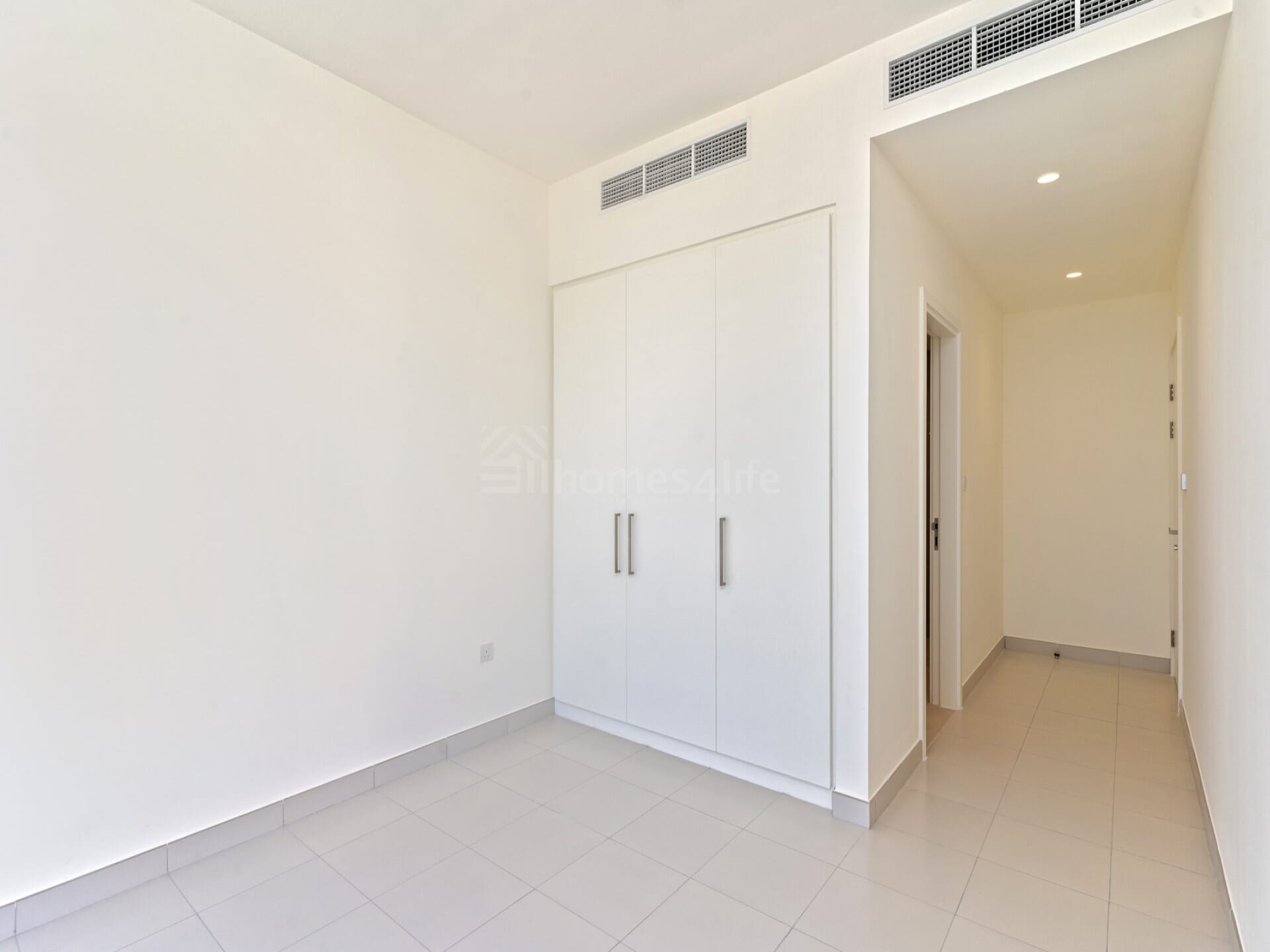 3 BR Townhouse For Sale in Dubai South