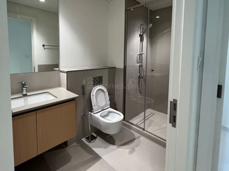  Apartment for Rent, The Lagoons, Dubai