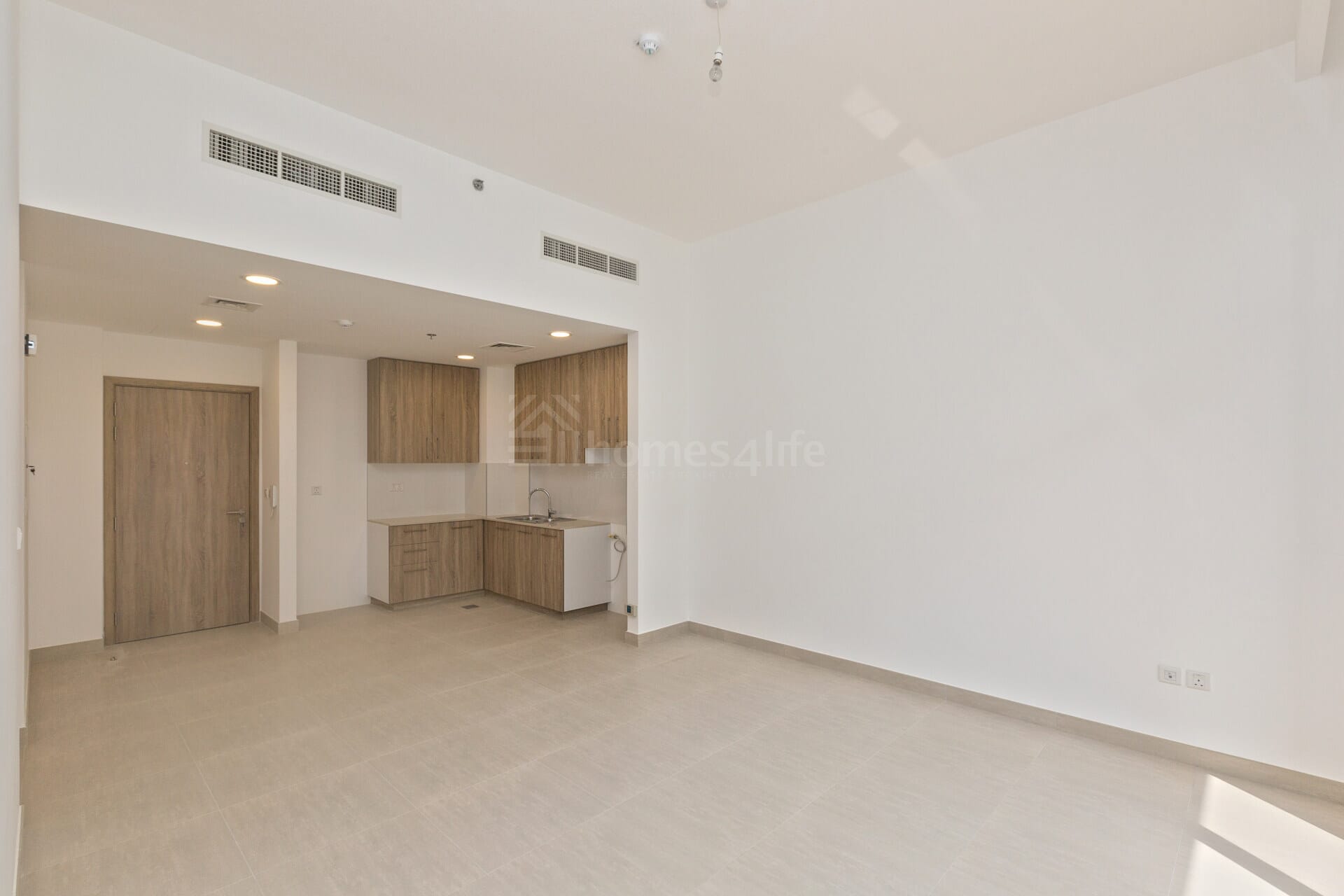  Apartment for Rent, Town Square, Dubai