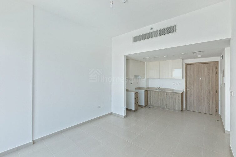  Apartment for Sale, Town Square, Dubai