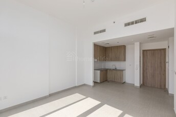  Apartment for Rent, Town Square, Dubai