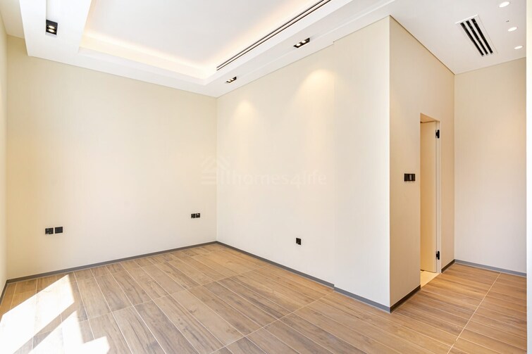  Villa for Sale, Nad Al Sheba, Dubai