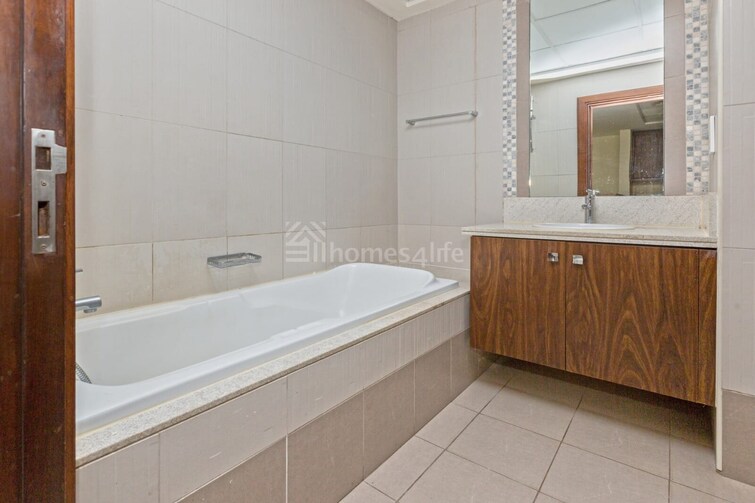 Executive Towers Apartment for Sale, Business Bay, Dubai