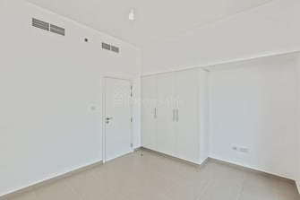 2 BR Apartment For Sale in Zahra Breeze Apartments Cover Image