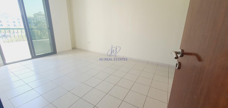  Apartment for Rent, International City, Dubai