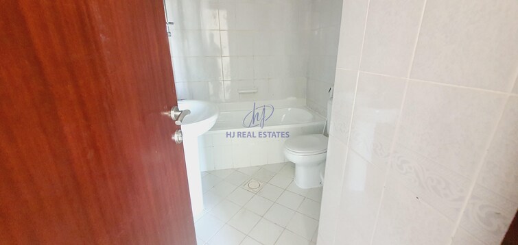  Apartment for Rent, International City, Dubai