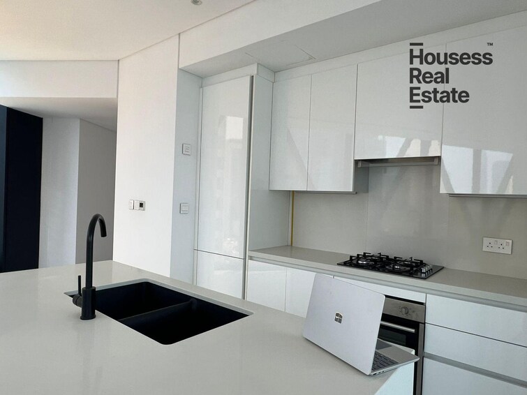 Marquise Square Apartment for Sale, Business Bay, Dubai