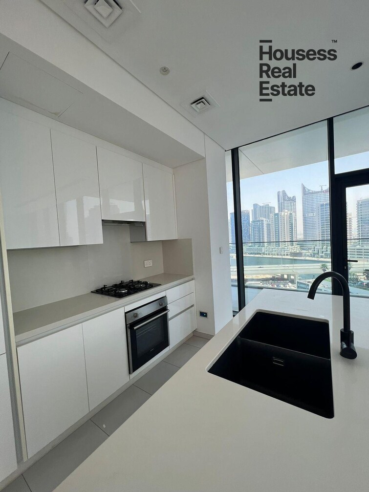 Marquise Square Apartment for Sale, Business Bay, Dubai