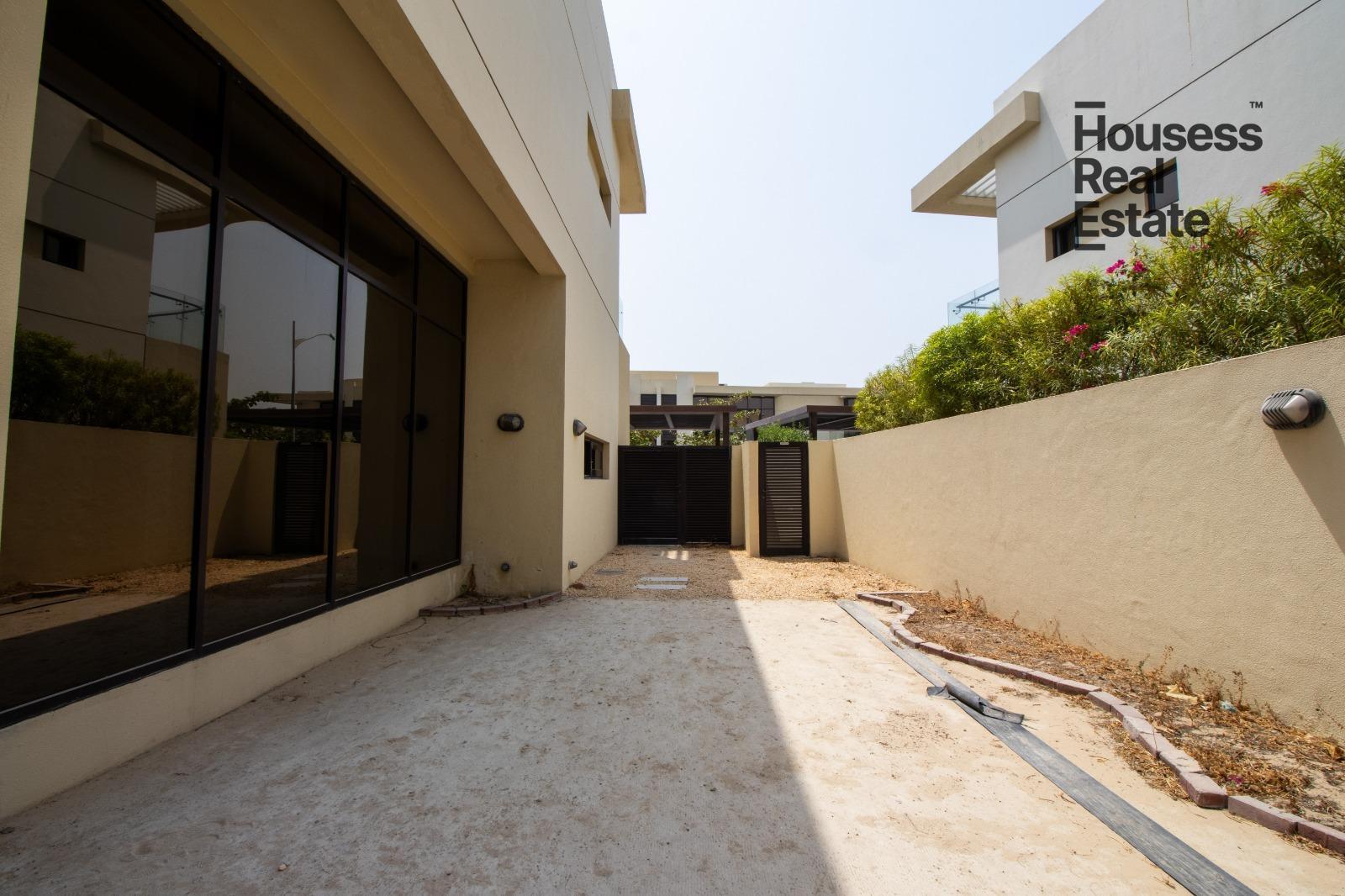 Richmond Villa for Rent, DAMAC Hills, Dubai