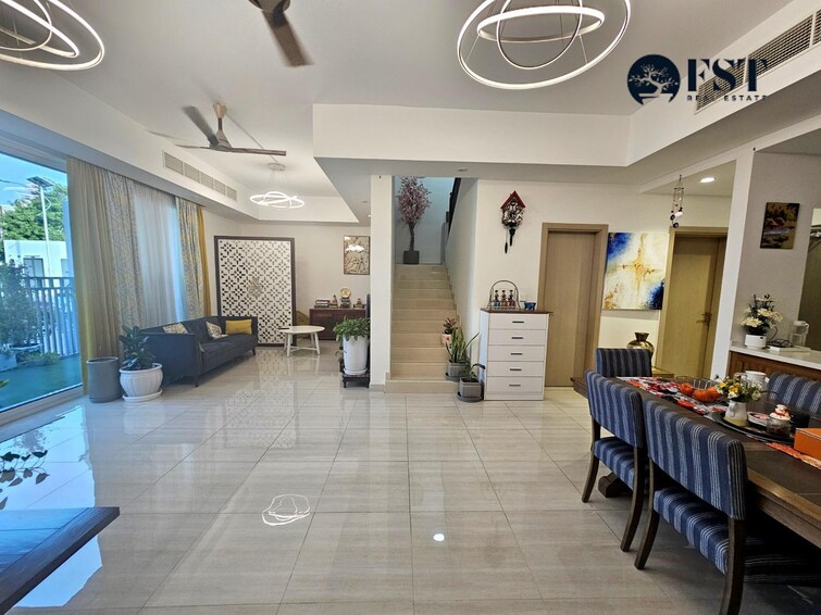 Victory Heights Townhouse for Rent, Dubai Sports City, Dubai