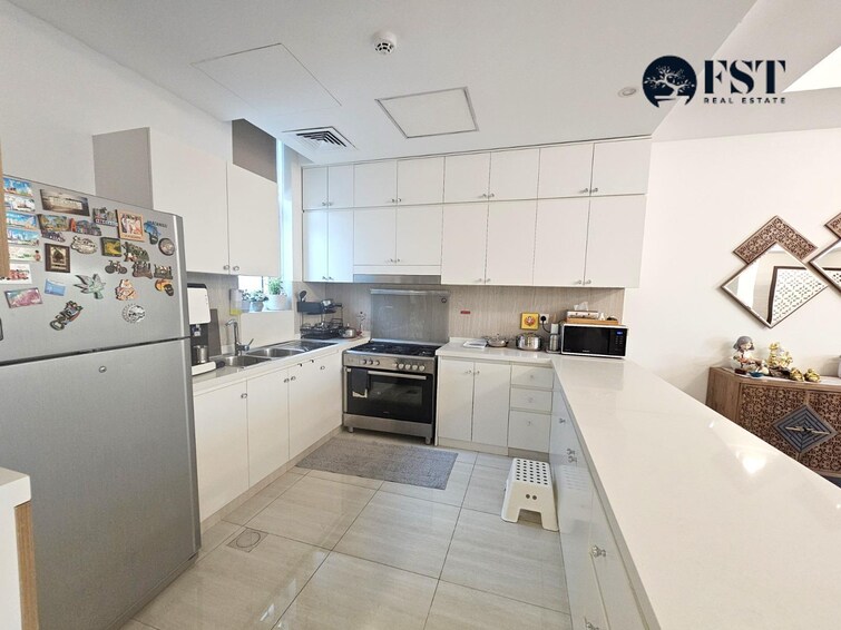 Victory Heights Townhouse for Rent, Dubai Sports City, Dubai