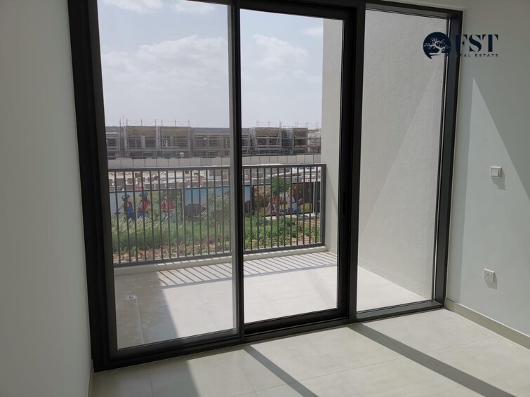 Shams Townhouses Townhouse for Rent, Town Square, Dubai