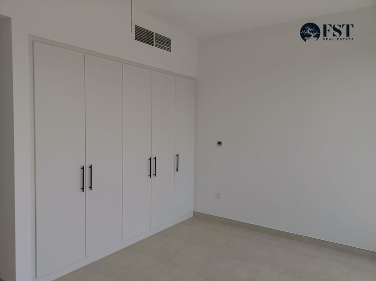 Shams Townhouses Townhouse for Rent, Town Square, Dubai