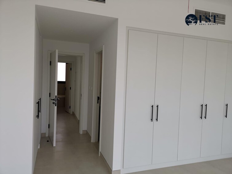 Shams Townhouses Townhouse for Rent, Town Square, Dubai