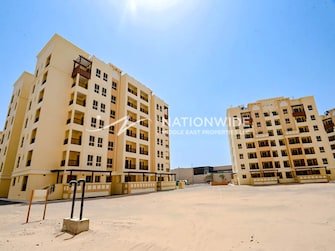 2 BR Apartment For Sale in Bawabat Al Sharq Cover Image