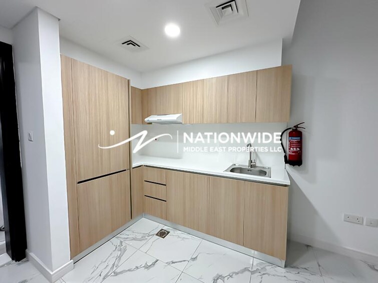 Oasis Residences Apartment for Sale, Masdar City, Abu Dhabi