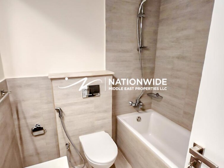 Oasis Residences Apartment for Sale, Masdar City, Abu Dhabi