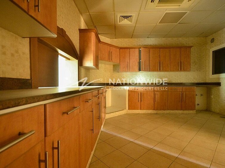 Royal Marina Villas Villa for Sale, Marina Village, Abu Dhabi