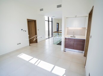 West Yas Villa for Sale, Yas Island, Abu Dhabi