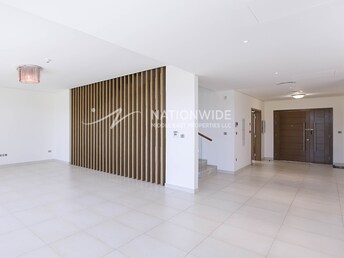 West Yas Villa for Sale, Yas Island, Abu Dhabi