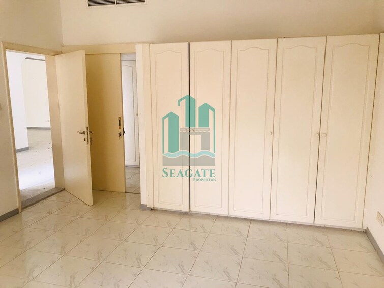 Umm Suqeim Road Villa for Rent, Umm Suqeim, Dubai
