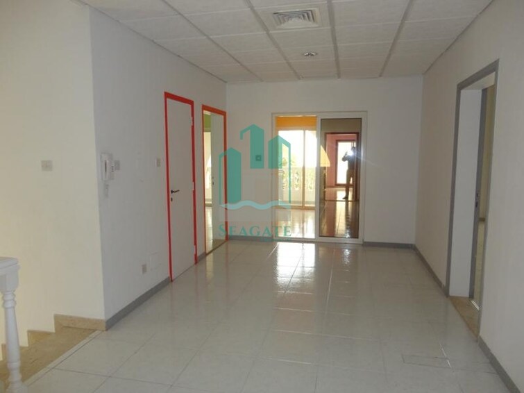 Umm Suqeim Road Villa for Rent, Umm Suqeim, Dubai