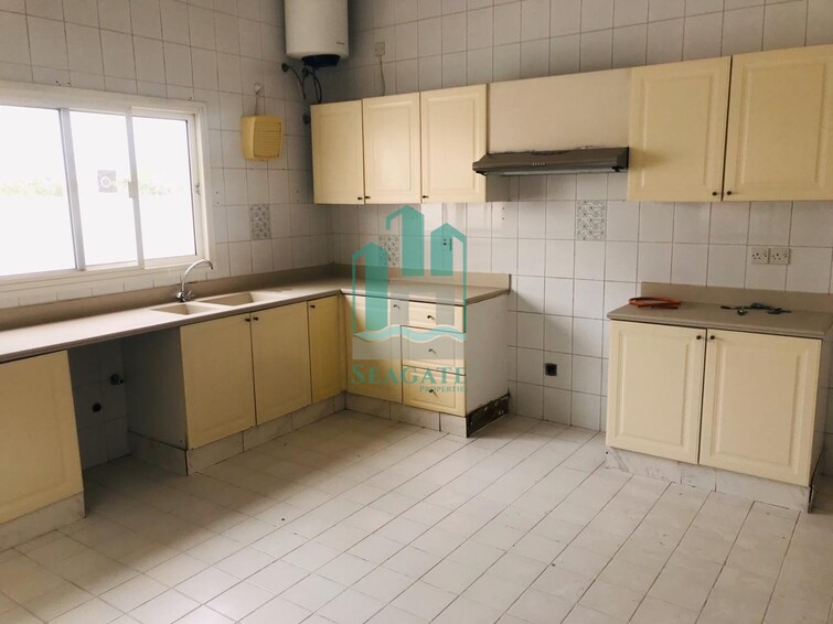 Umm Suqeim Road Villa for Rent, Umm Suqeim, Dubai