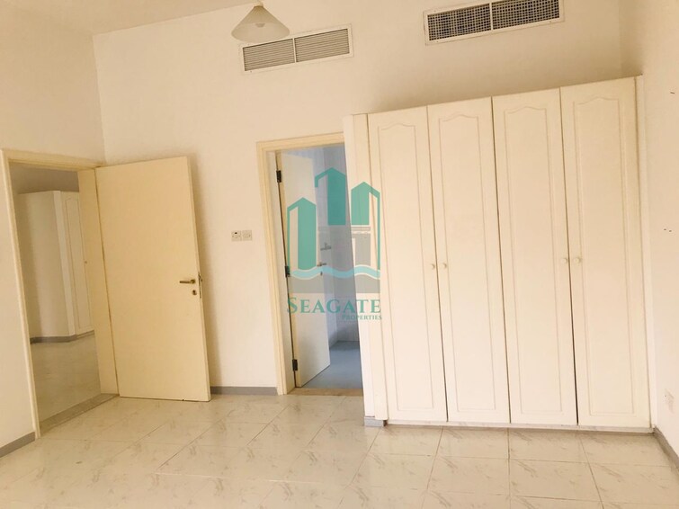 Umm Suqeim Road Villa for Rent, Umm Suqeim, Dubai