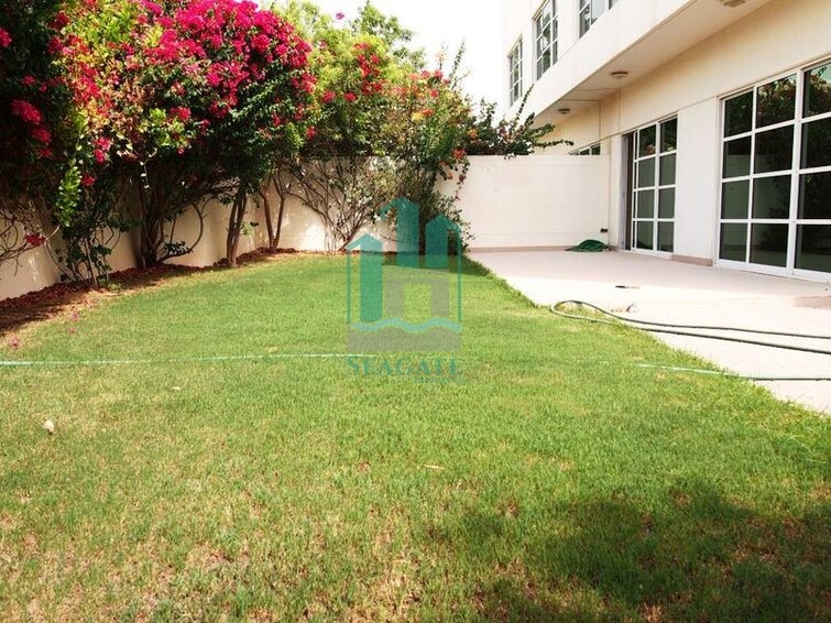Umm Suqeim Road Villa for Rent, Umm Suqeim, Dubai