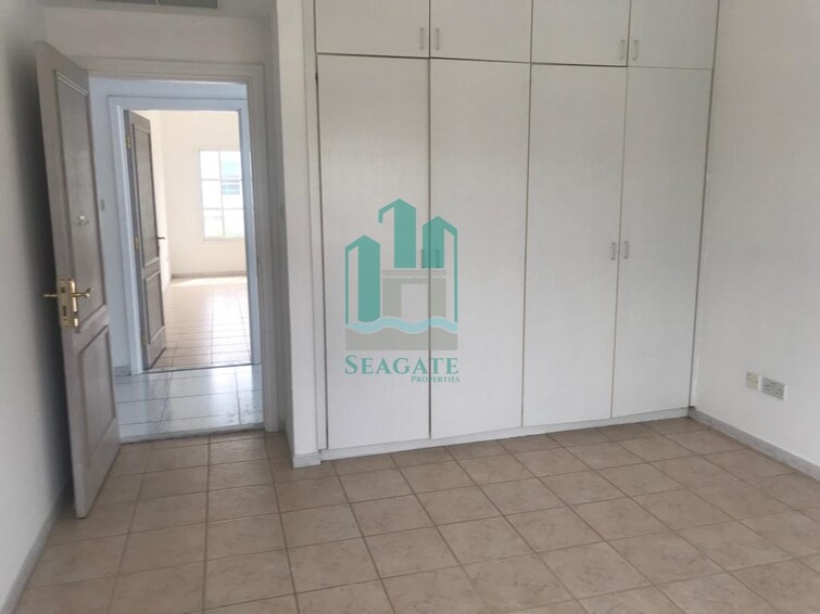 Umm Suqeim Road Villa for Rent, Umm Suqeim, Dubai