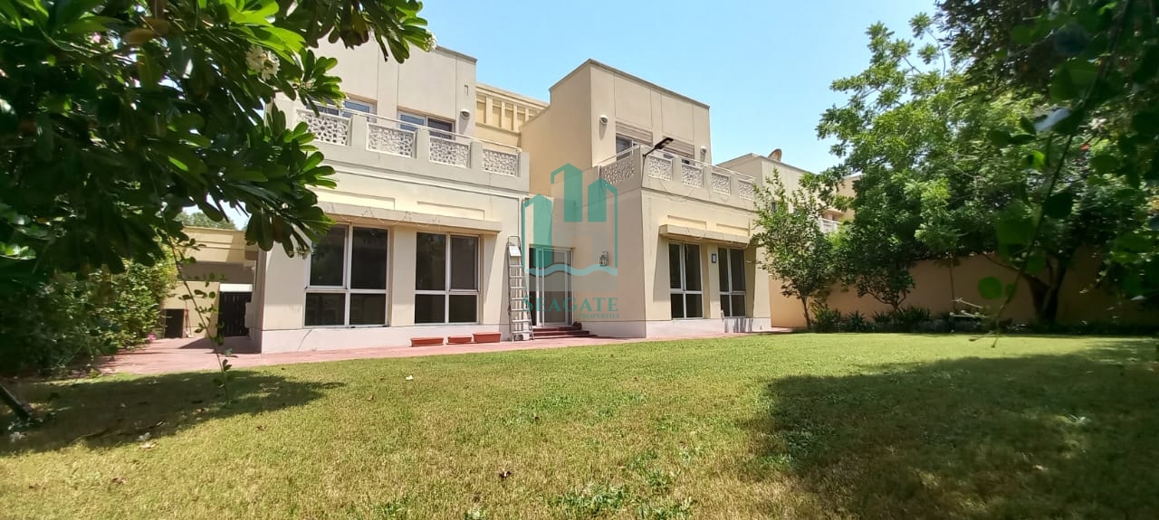  Villa for Rent, The Meadows, Dubai