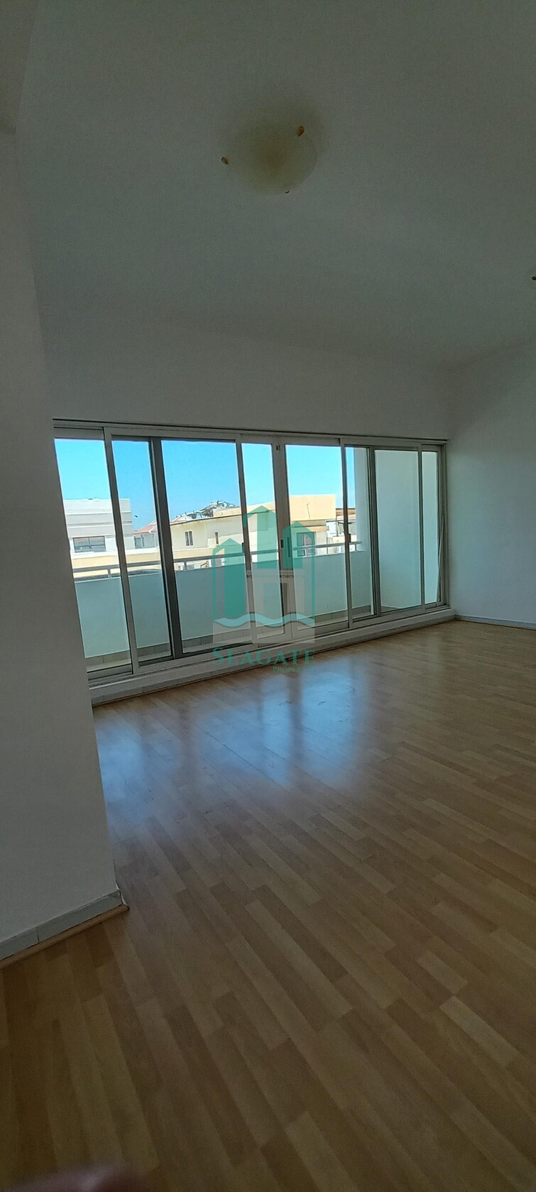  Villa for Rent, Jumeirah, Dubai