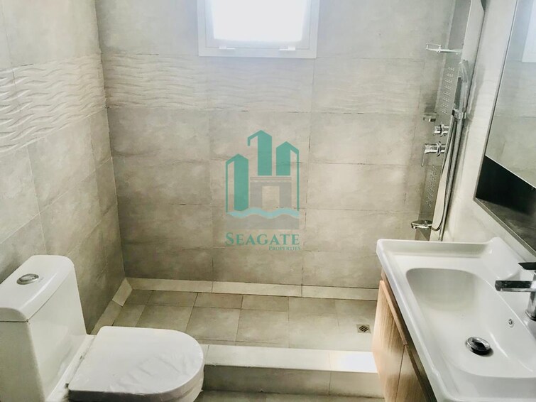 Umm Suqeim Road Villa for Rent, Umm Suqeim, Dubai