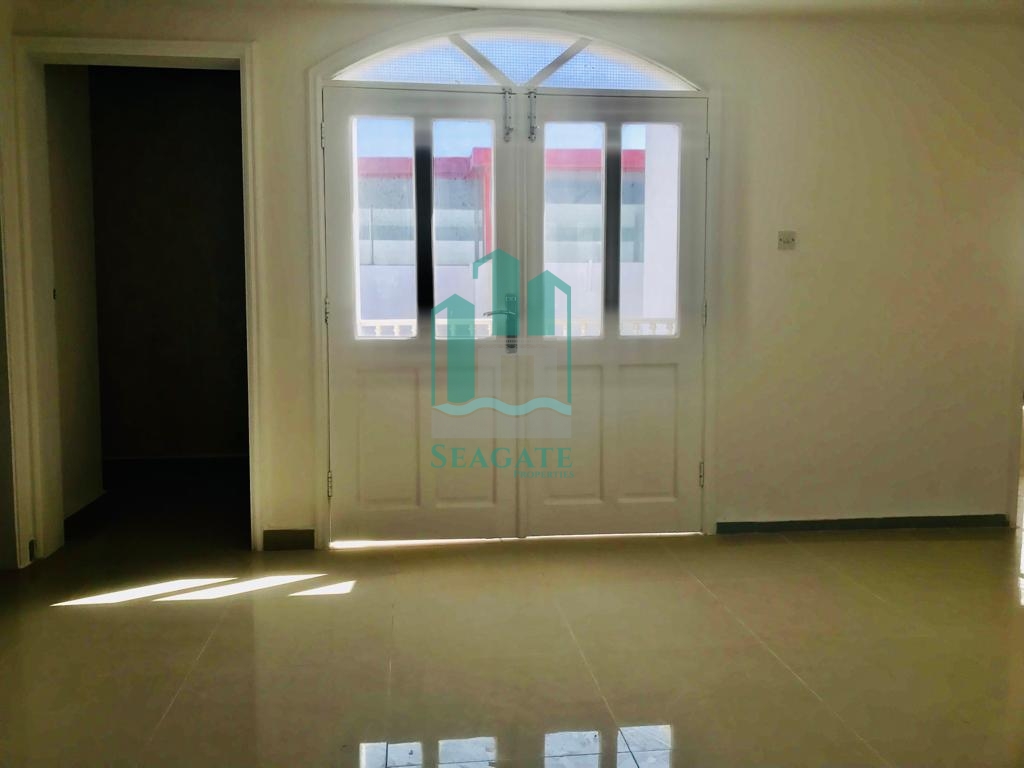 Umm Suqeim Road Villa for Rent, Umm Suqeim, Dubai