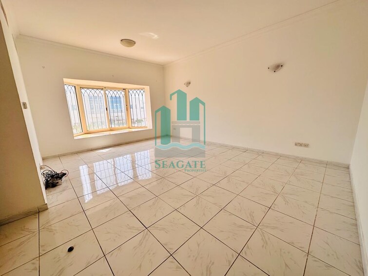 Umm Suqeim Road Villa for Rent, Umm Suqeim, Dubai