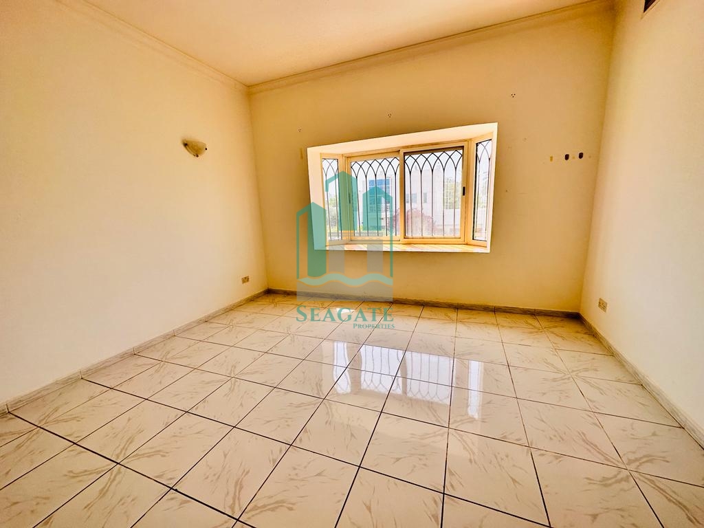 Umm Suqeim Road Villa for Rent, Umm Suqeim, Dubai