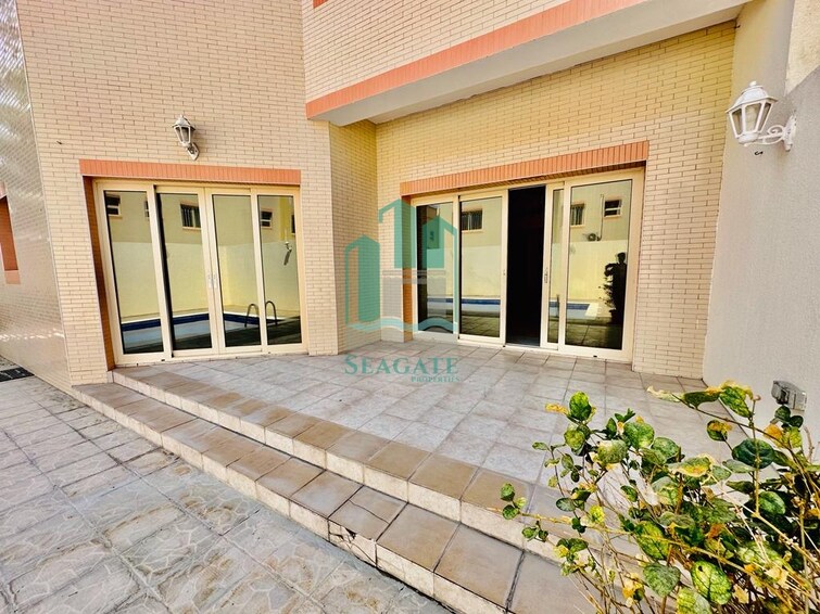 Umm Suqeim Road Villa for Rent, Umm Suqeim, Dubai