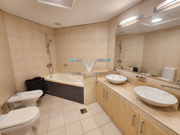 Shoreline Apartments Apartment for Rent, Palm Jumeirah, Dubai