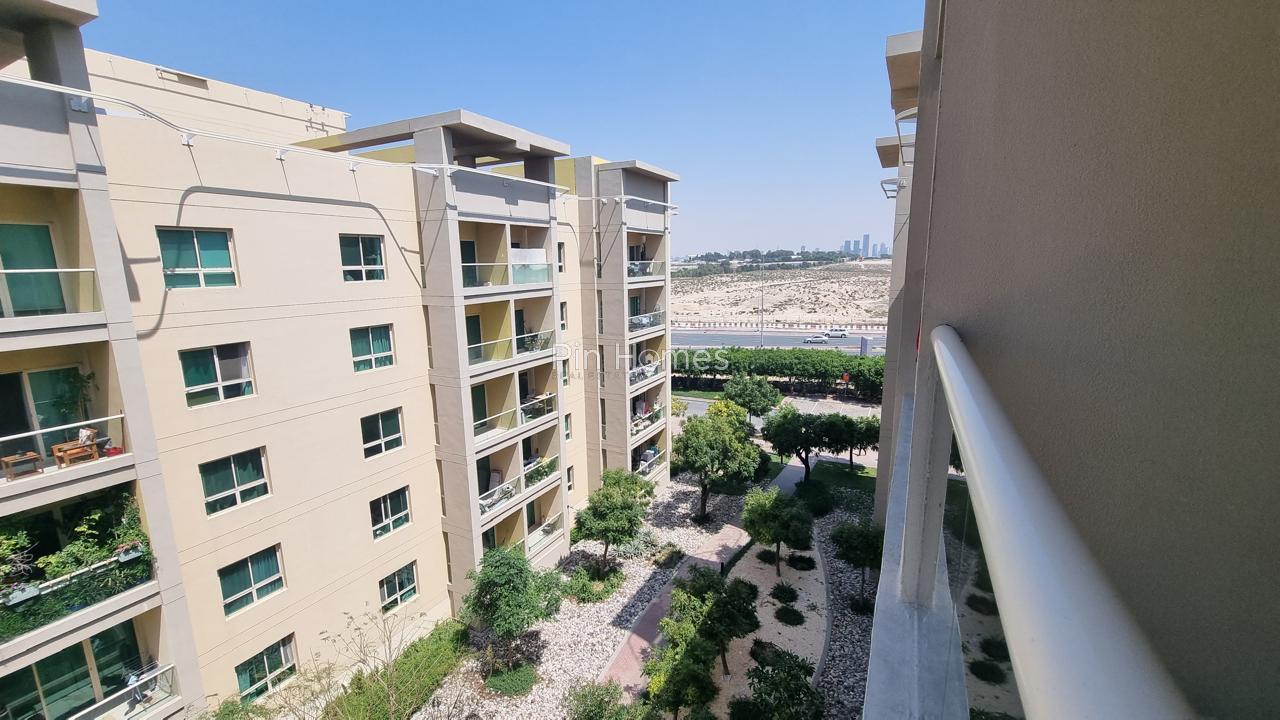  Apartment for Rent, The Greens, Dubai