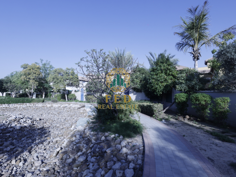  Villa for Sale, The Villa, Dubai