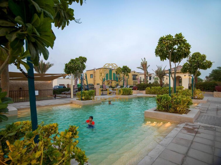 Mushrif Village Townhouse for Sale, Mirdif, Dubai