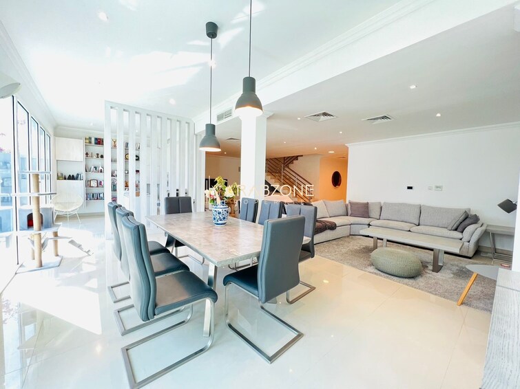 Falcon City of Wonders Villa for Sale, Dubailand, Dubai